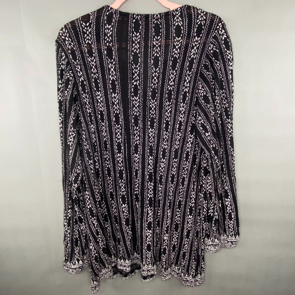 Lucky Brand Embroidered Tunic Women 2X Flowy Boho Peasant Top Black White Lace - Picture 7 of 9